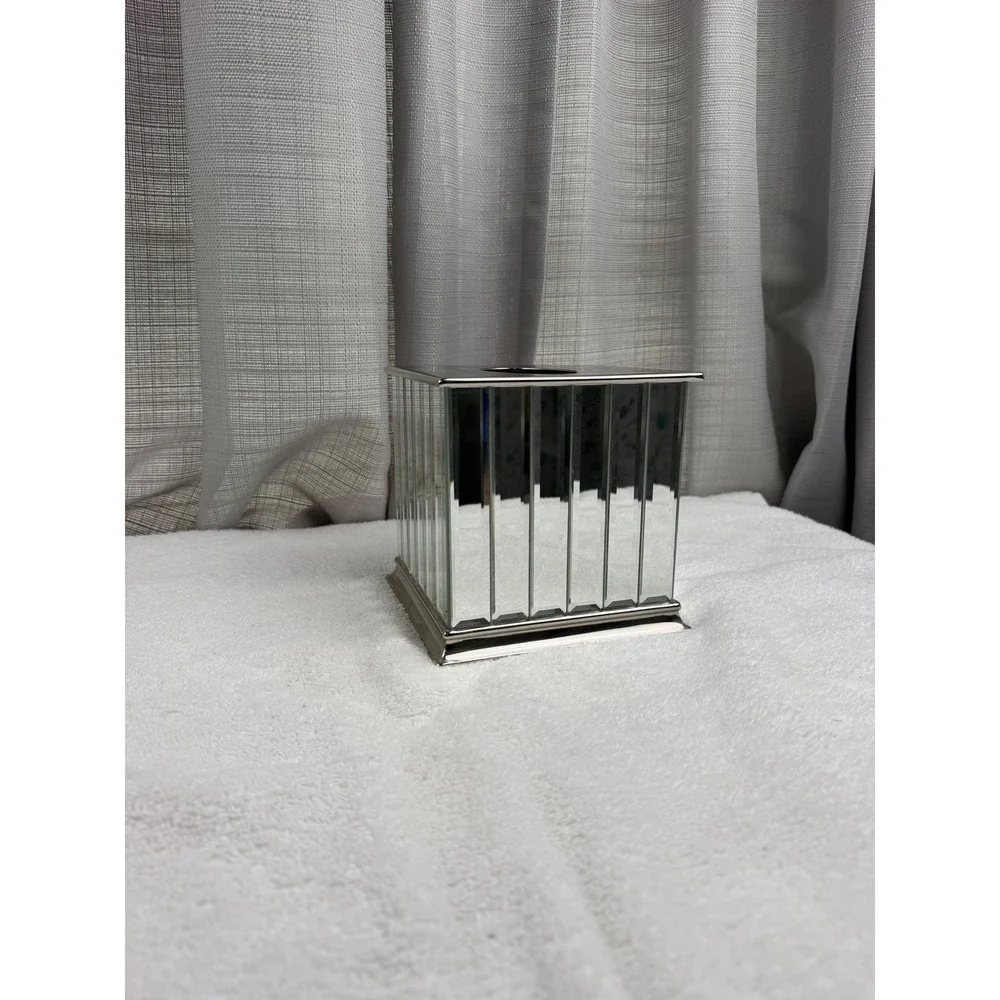Fieldcrest Luxury Mirrored Beveled Glass Tissue Box Cover Silver Chrome Square